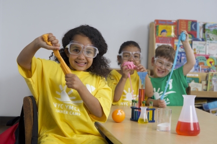 3 kids in a science camp